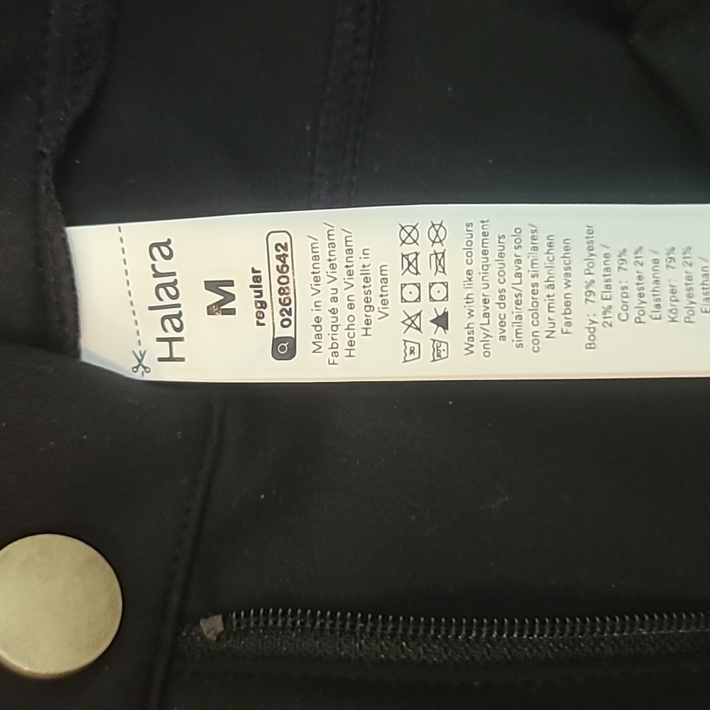 HALARA Black Cargo Pants - Picture 2 of 2